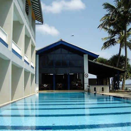 נגומבו Hotel Sunset Beach מראה חיצוני תמונה