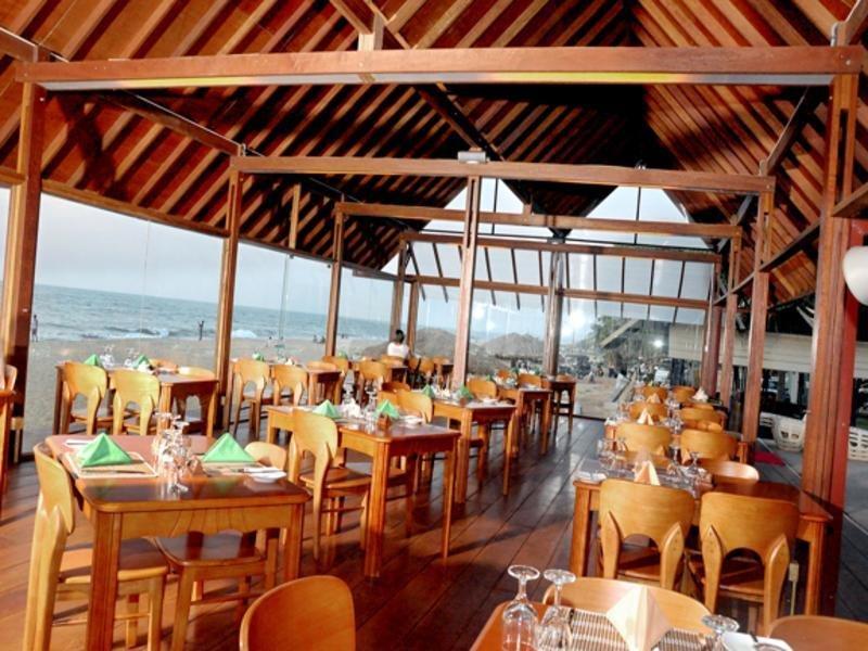 נגומבו Hotel Sunset Beach מראה חיצוני תמונה