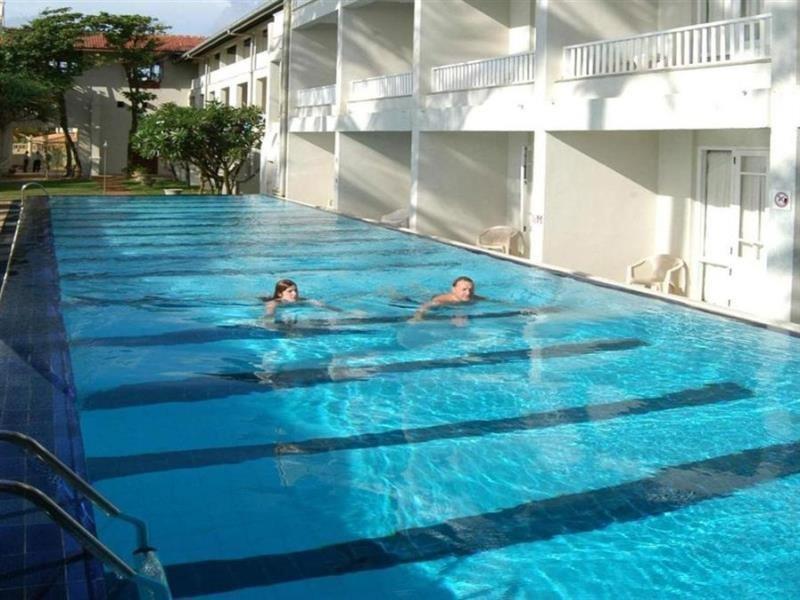 נגומבו Hotel Sunset Beach מראה חיצוני תמונה