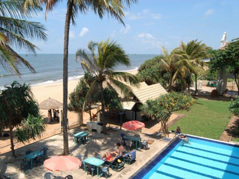 נגומבו Hotel Sunset Beach מראה חיצוני תמונה